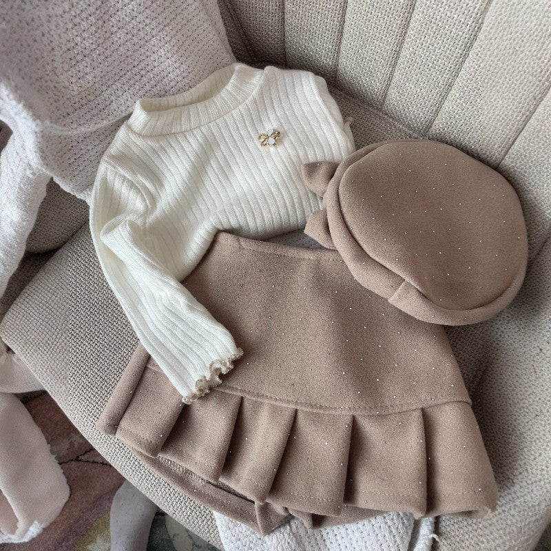 Детски комплект – панталонки + блузка + шапка в бежово