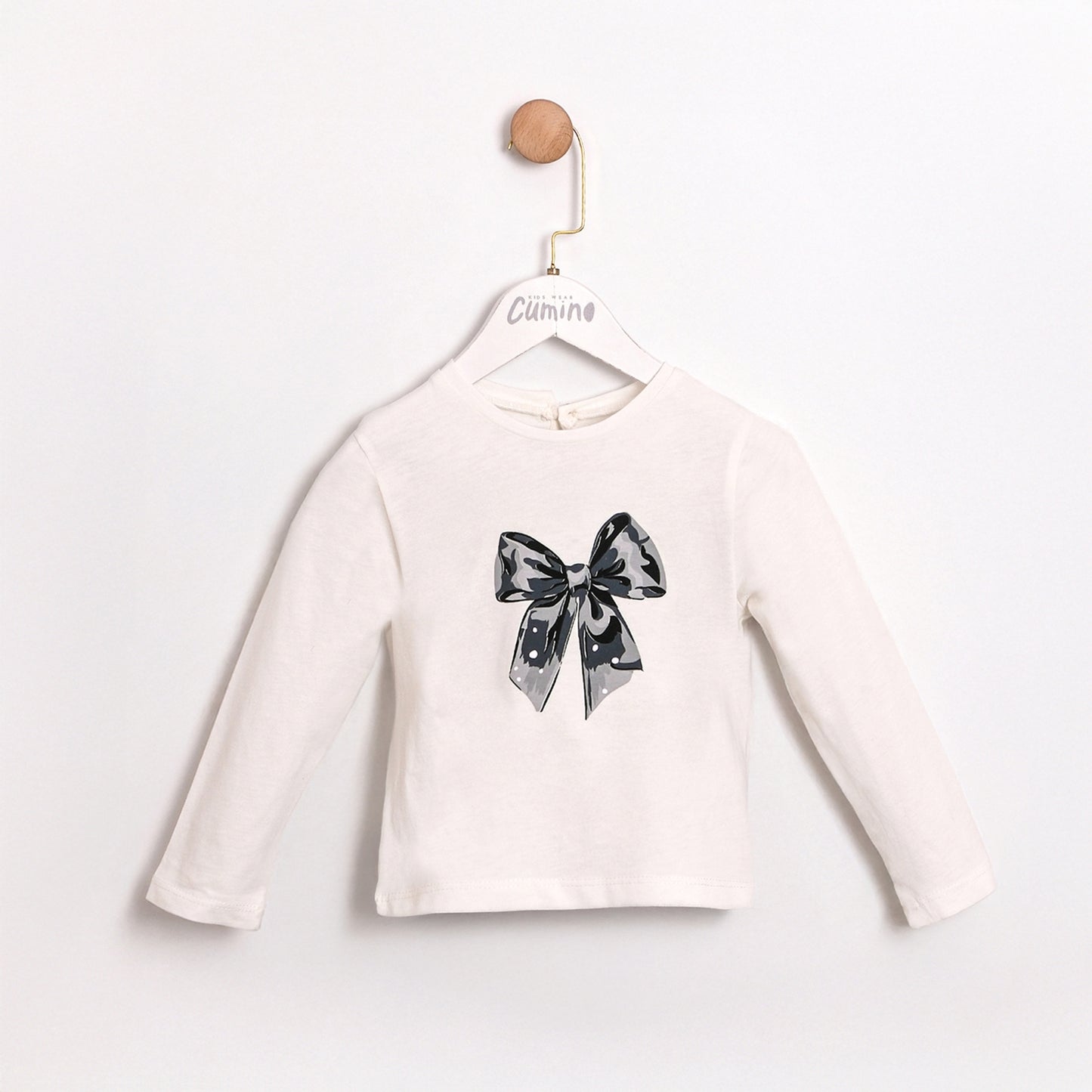 Комплект от три части – яке, блуза и пола