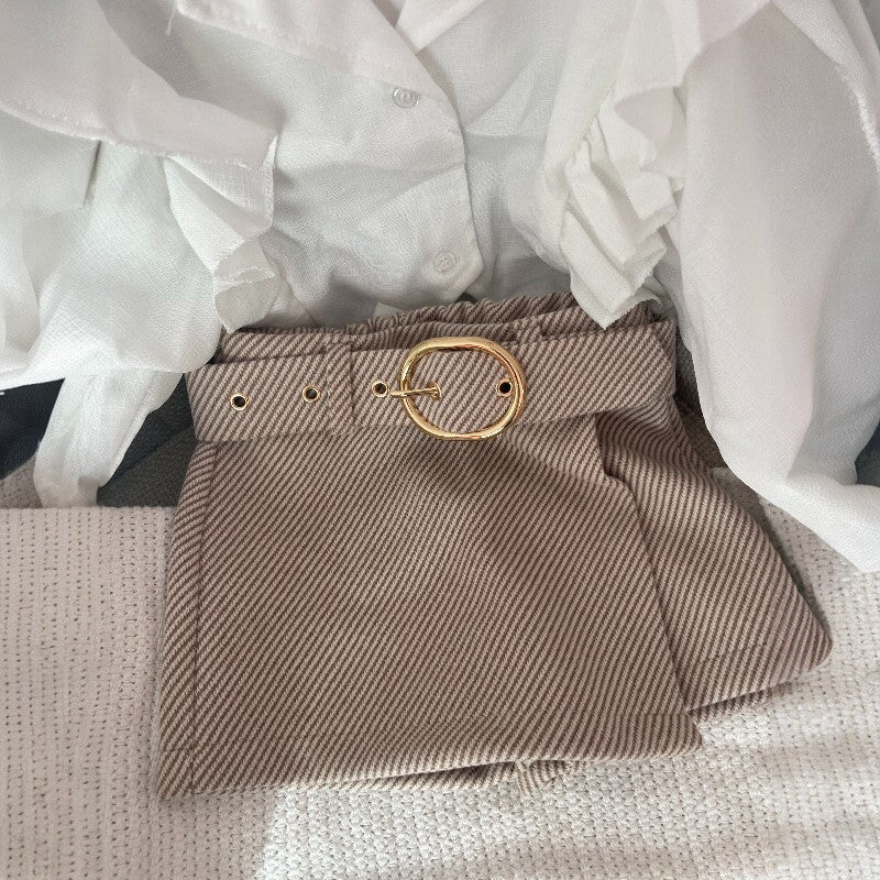 Стилен комплект в бежово