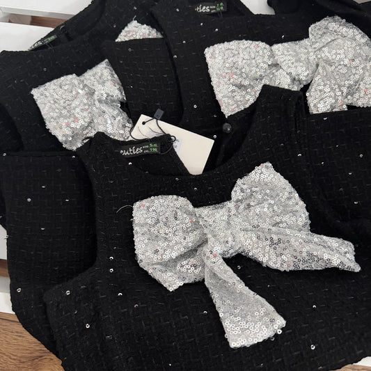 Черна официална рокля букле