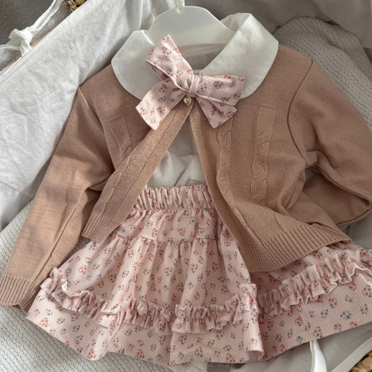 Елегантен комплект от 4 части