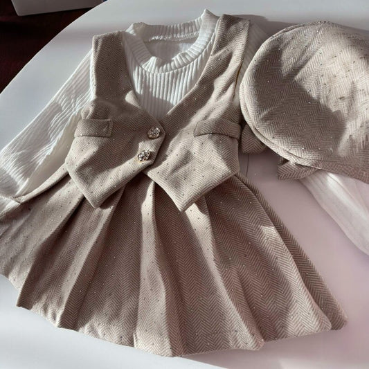 Очарователна детска рокличка с шапка