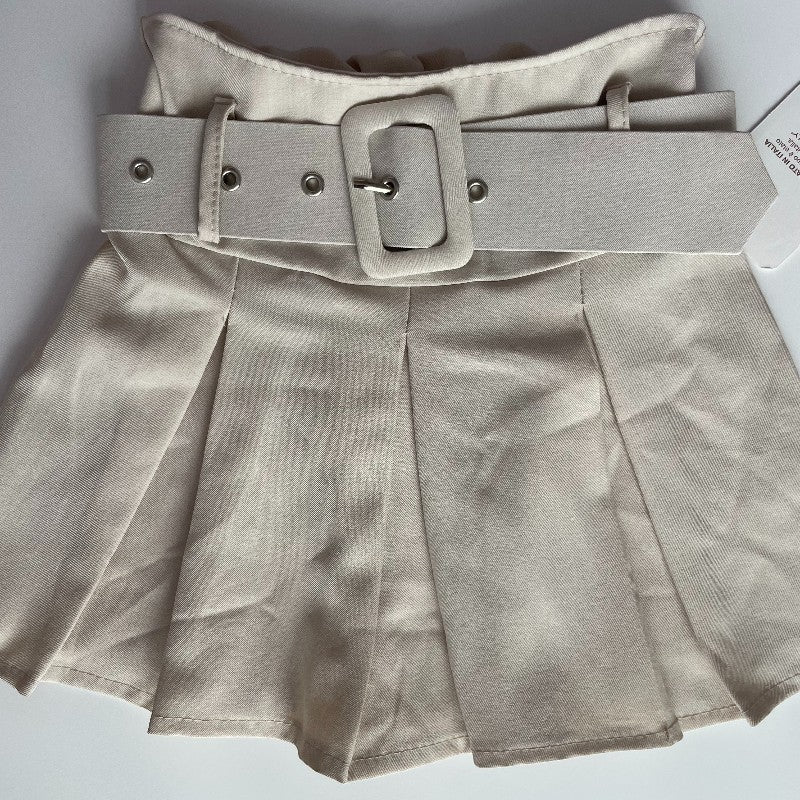 Бежова пола с колан